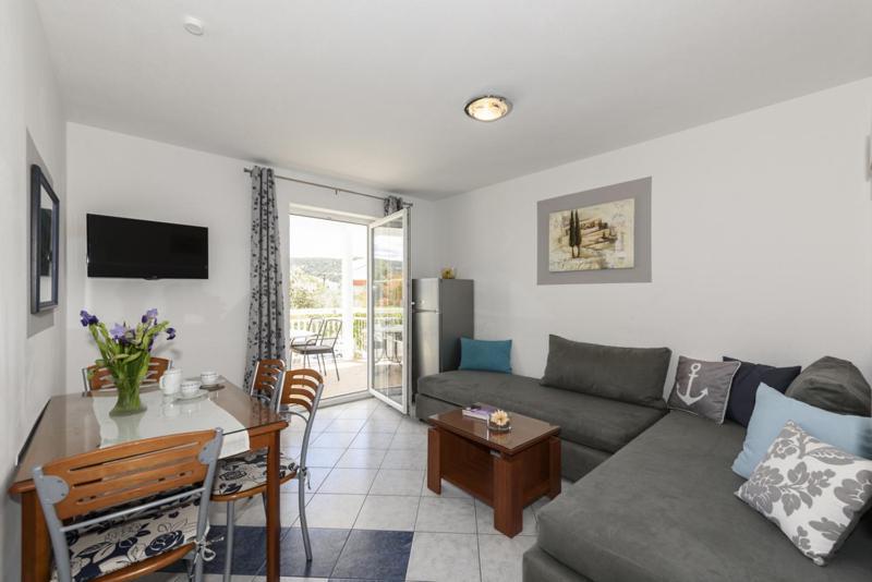Apartments Luka - Trogir, Marina 150M From The Beach Zewnętrze zdjęcie