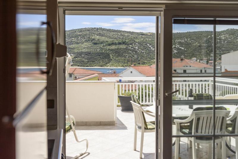 Apartments Luka - Trogir, Marina 150M From The Beach Zewnętrze zdjęcie